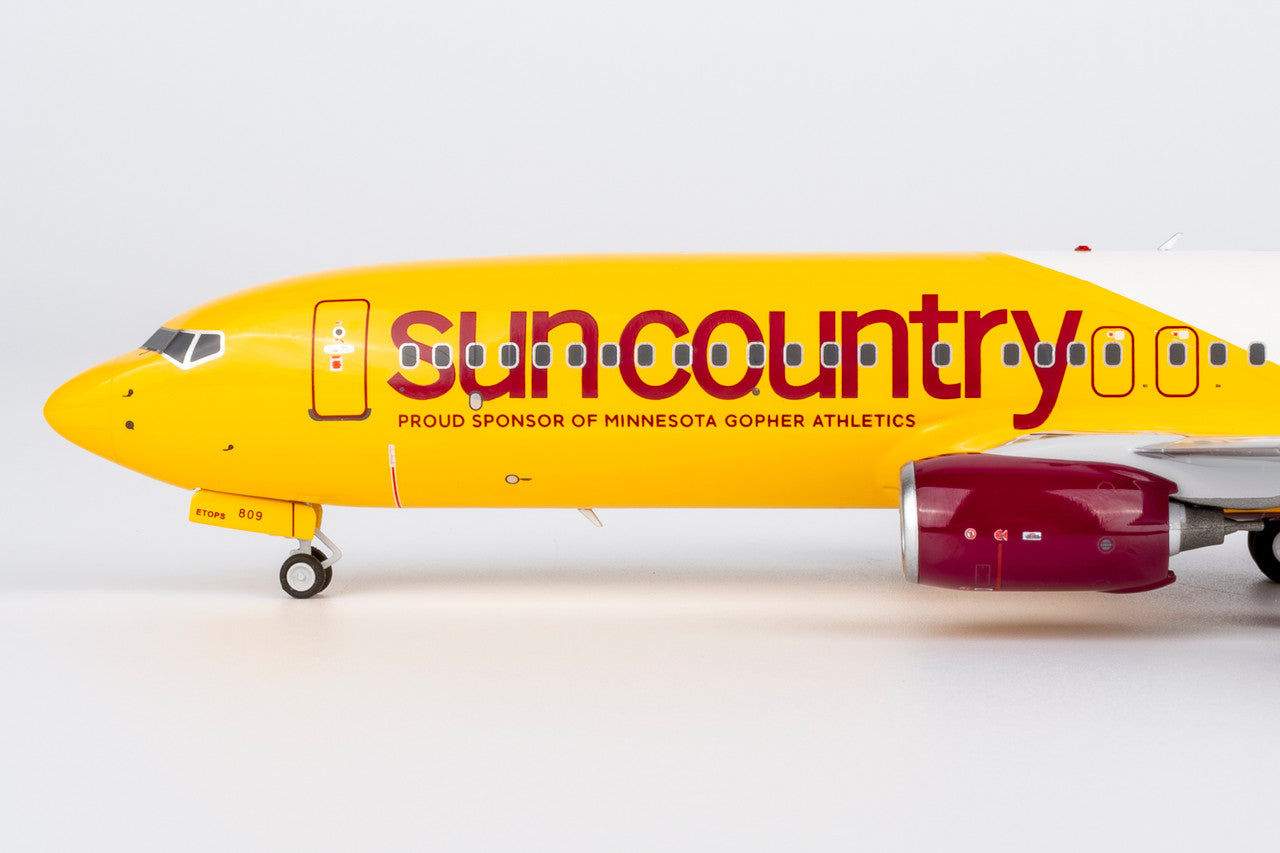 SUN COUNTRY AIRLINES B737-800W
