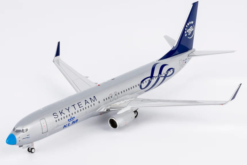 KLM DUCTH ROYAL AIRLINES "SKYTEAM" B737-900ER/W