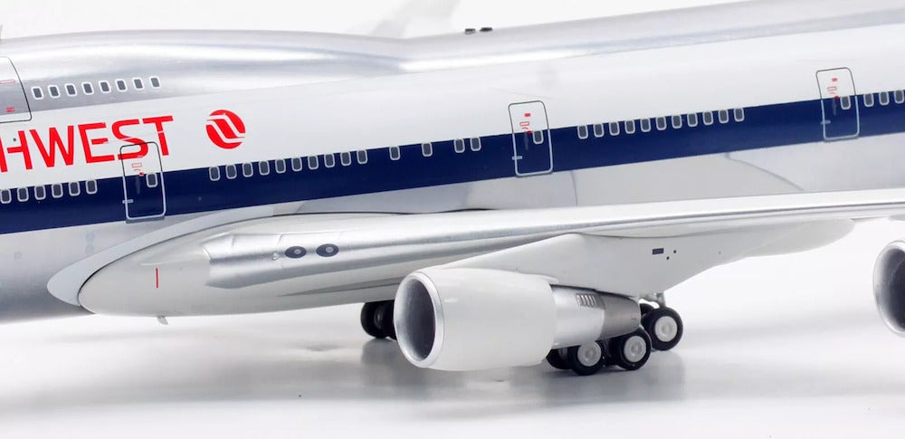 NORTHWEST AIRLINES B747-400 POLISHED