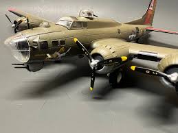 US AIR FORCE B-17 FLYING FORTRESS