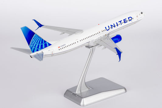 UNITED AIRLINES "BLUE EVOLUTION"  B737-900ER/W