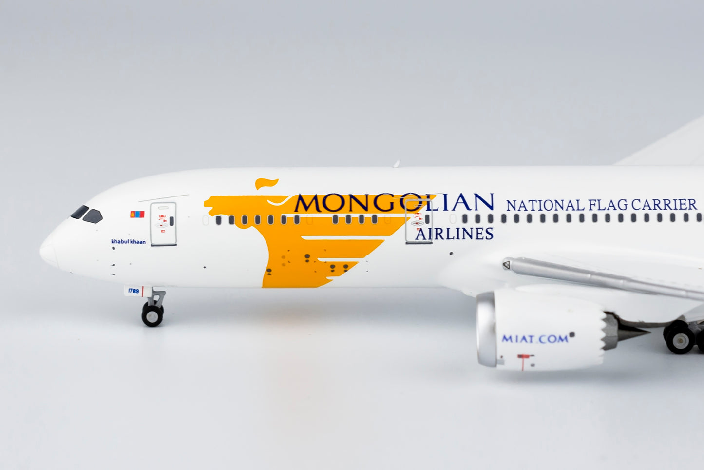 MIAT MONGOLIAN AIRLINES B787-9