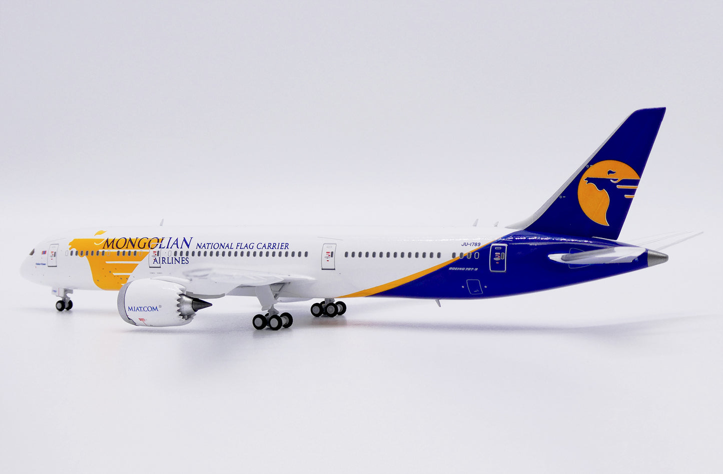 MIAT MONGOLIAN AIRLINES B787-9