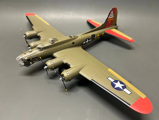 US AIR FORCE B-17 FLYING FORTRESS